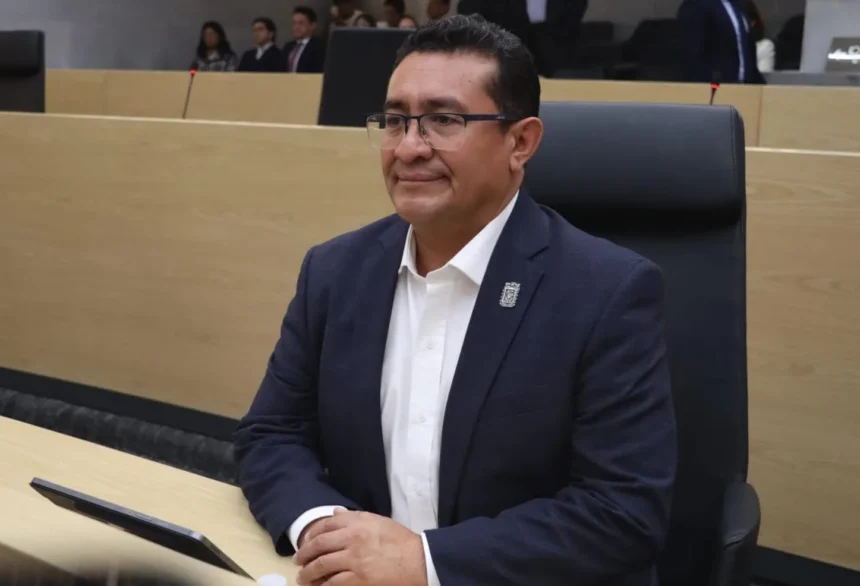 Presenta diputado Pável Gaspar iniciativa para fortalecer la eficiencia y organización del trabajo legislativo