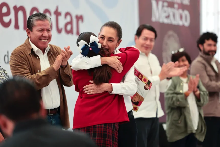 Presidenta Claudia Sheinbaum anuncia Beca Gertrudis Bocanegra para universitarios en Zacatecas