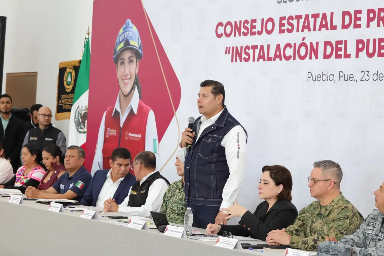 Puesto de Comando Interinstitucional en Puebla para fortalecer la atención de emergencias por lluvias y ciclones