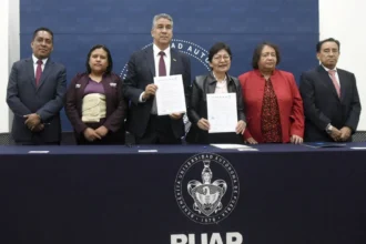 Signan convenio de colaboración BUAP y la USEP