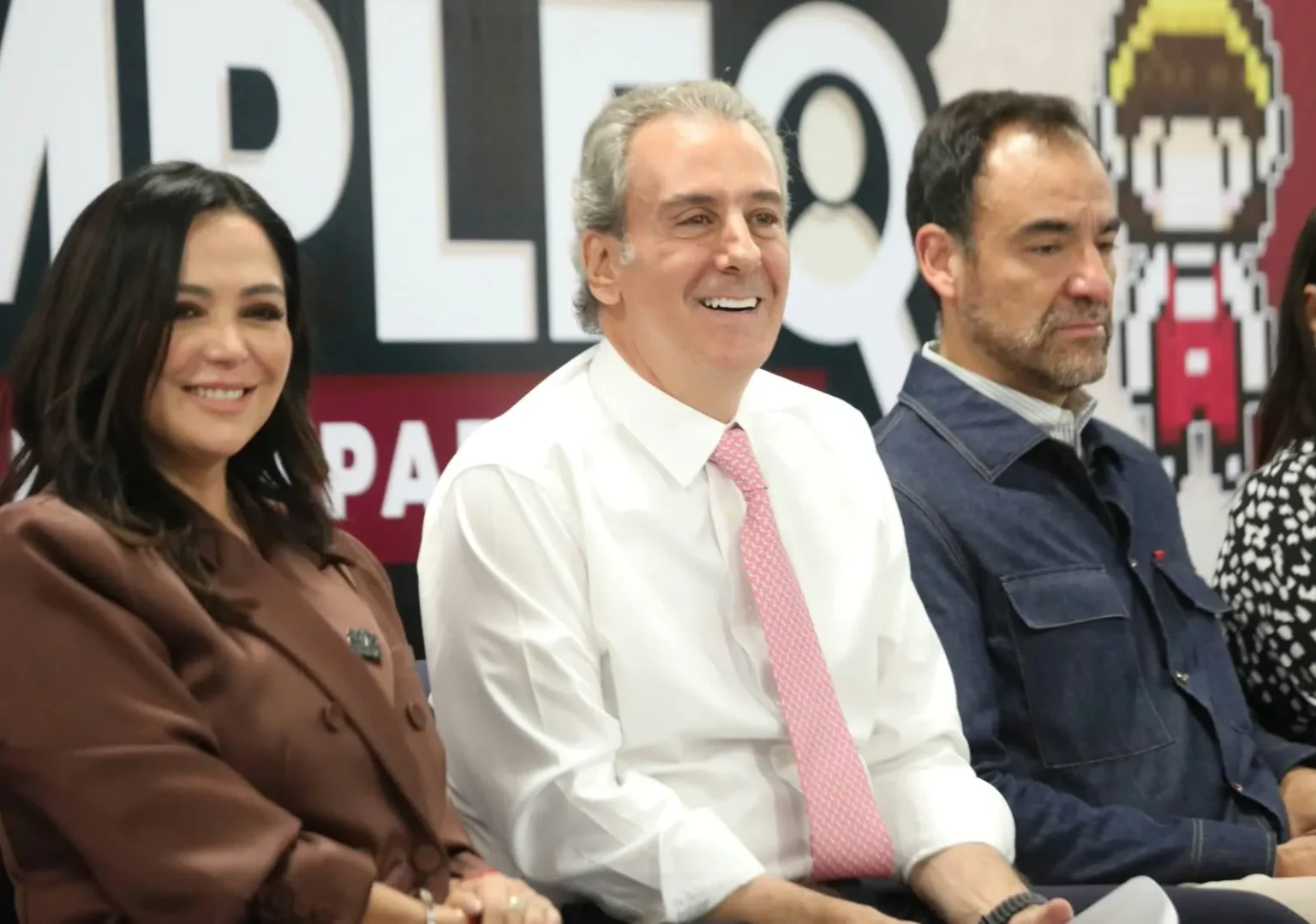 Acerca Pepe Chedraui a jóvenes a opciones de empleo formal en coordinación con la BUAP