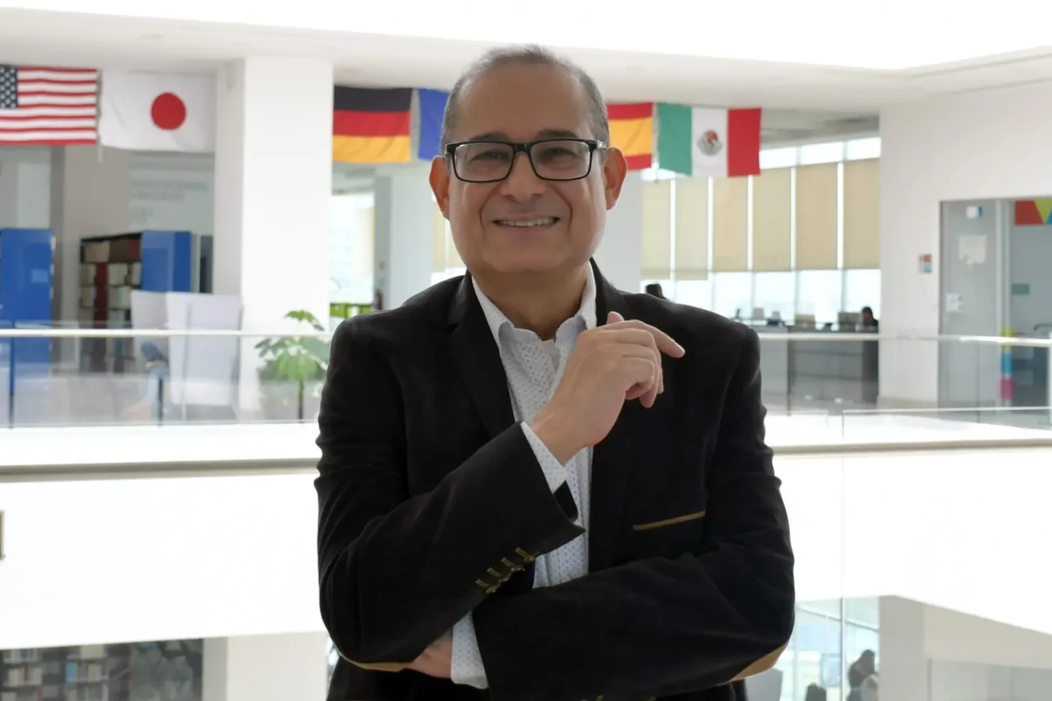 Convoca Banco Interamericano de Desarrollo a investigador BUAP para análisis internacional