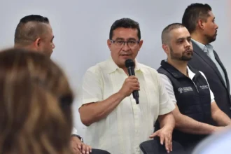 Encabeza diputado Pável Gaspar diálogo con guías de turistas de Cuetzalan para escuchar sus necesidades y fortalecer al sector
