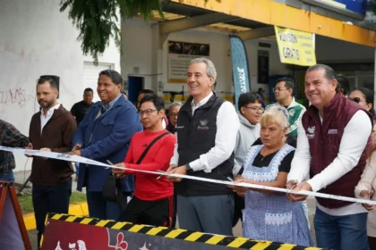 Entrega Pepe Chedraui rehabilitación vial del Bulevar Héroes del 5 de Mayoñ