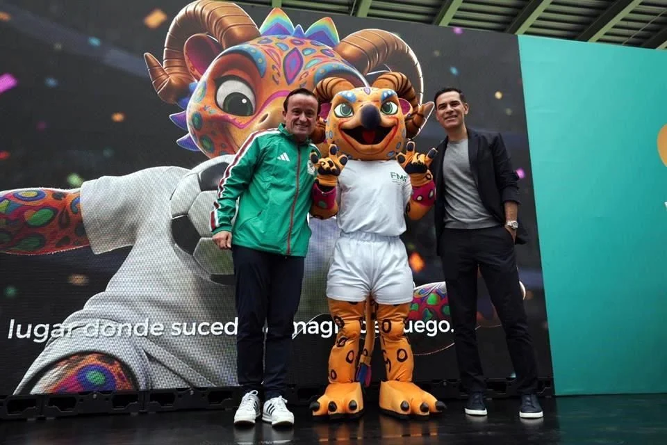 FMF celebra 99 años y presenta a Tlachi