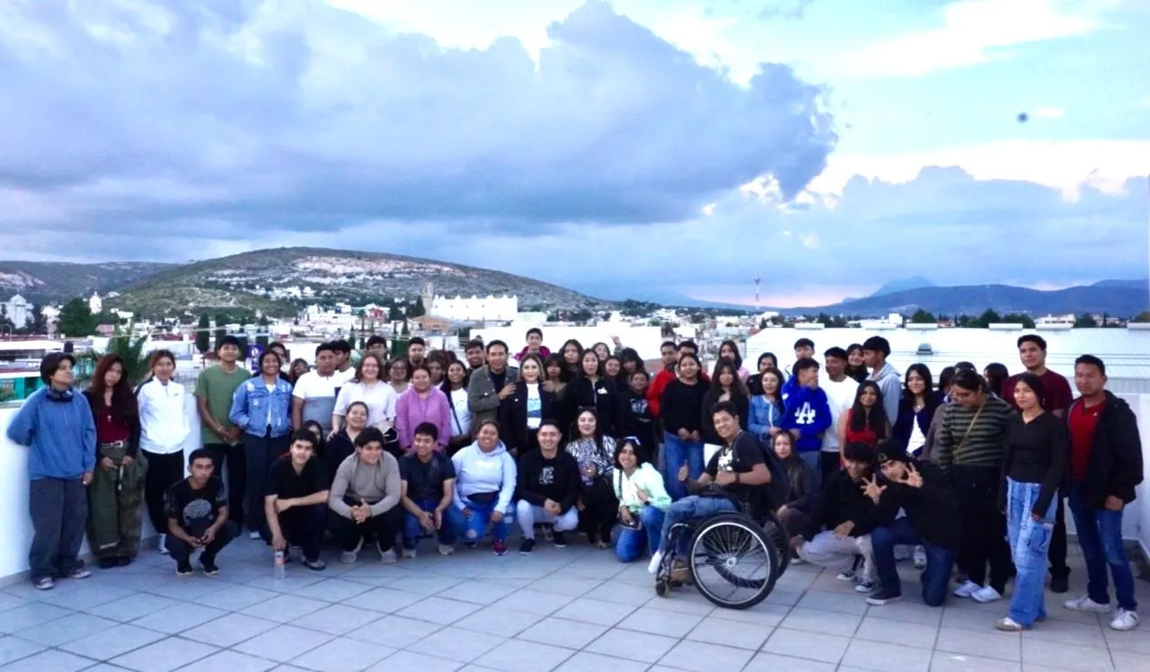 Fundación Huerta Espinoza Sánchez Gonzales impulsa la participación juvenil con el taller “¿Por qué estás orgulloso de Tepeaca”