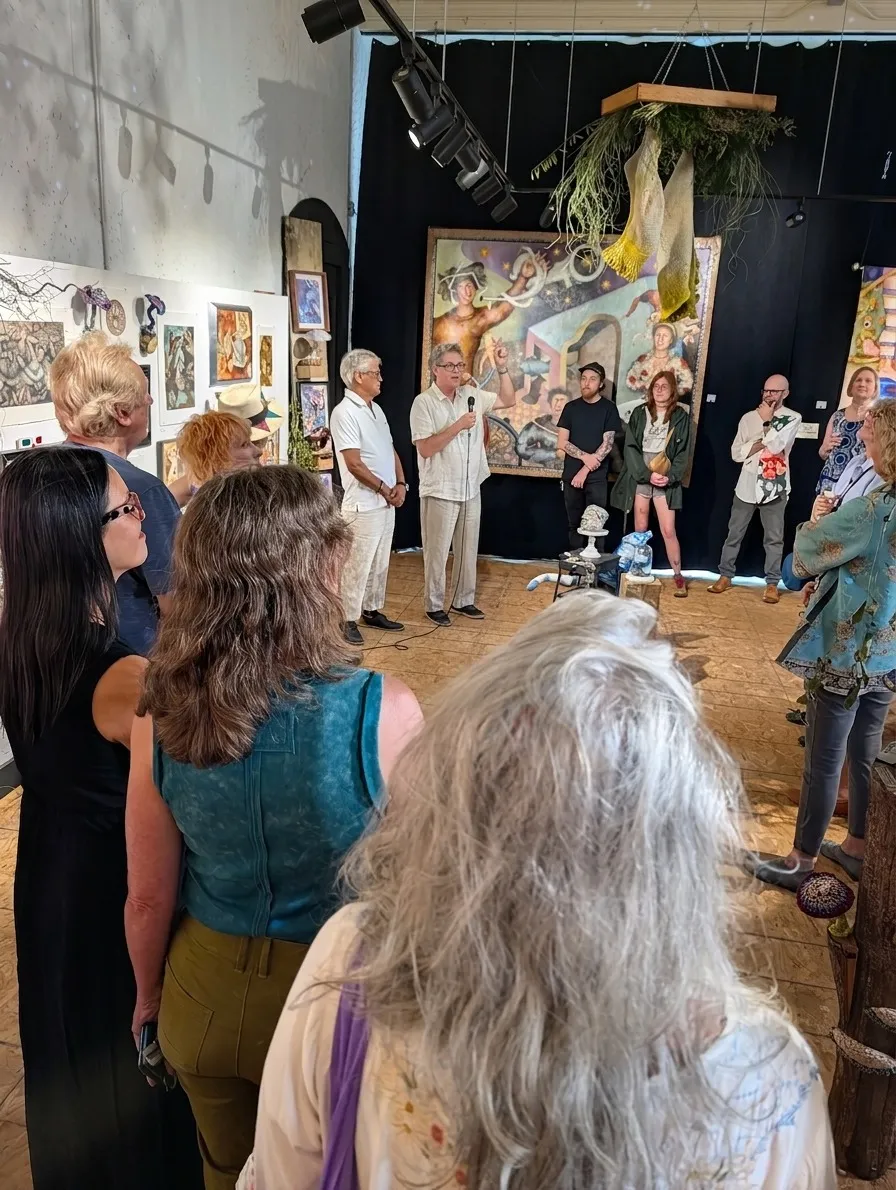 José Bayro C. y Robert Smith presentan “Donde sueña el bosque” en Carolina del Norte