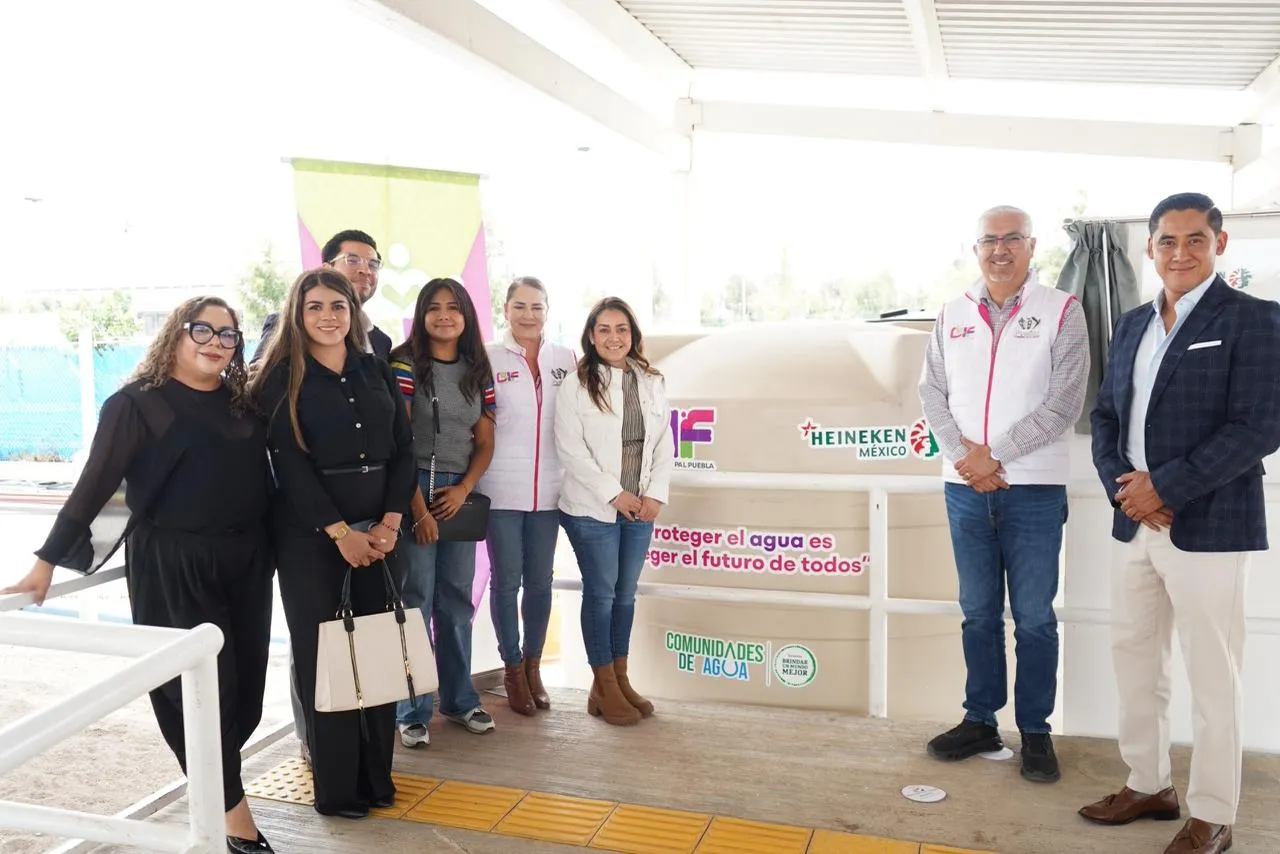 Recibe DIF Puebla Capital segundo captador pluvial para el CMERI