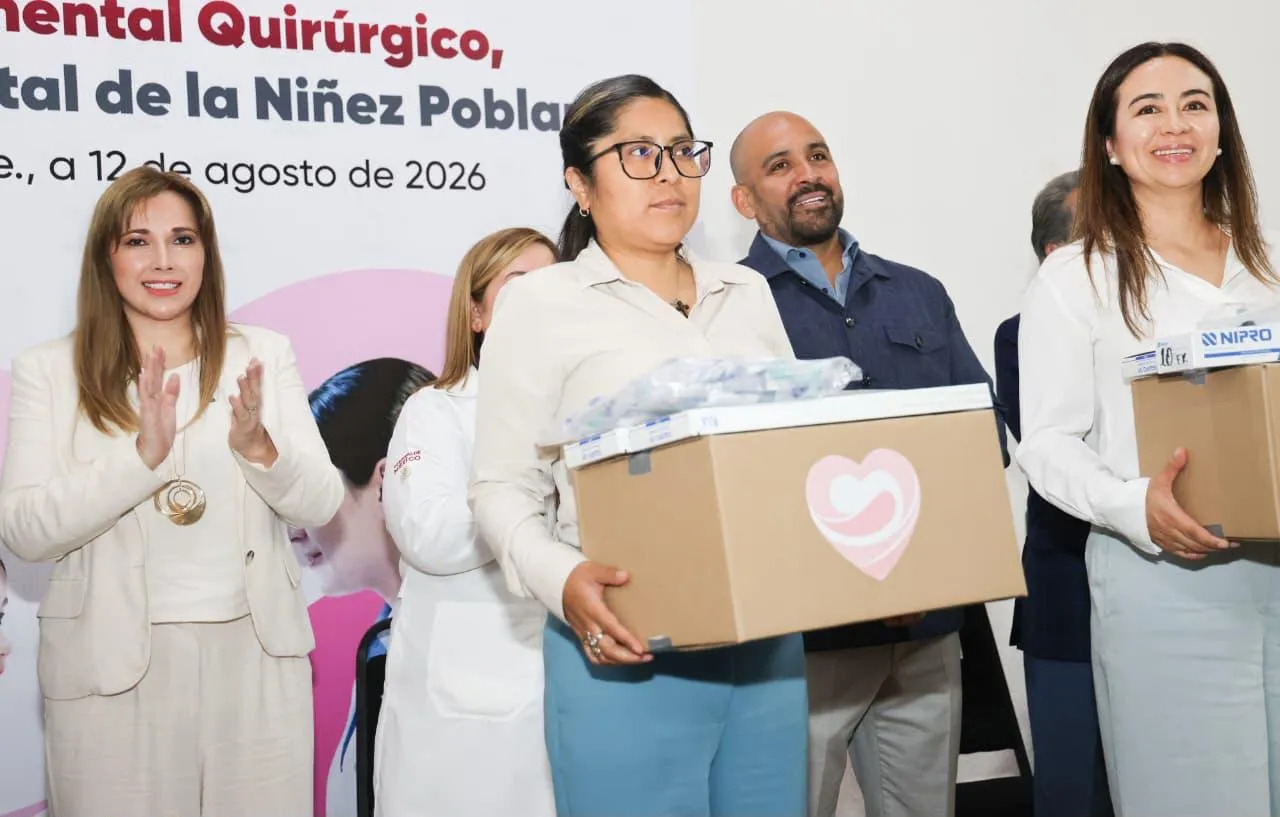 Salud y compromiso Ceci Arellano entrega insumos al hospital de la Niñez Poblana
