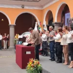 Sepomex emite estampilla del Chile en Nogada para proyectar identidad de Puebla a nivel internacional