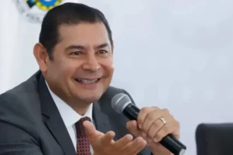 Alejandro Armenta asegura que no limitará aspiraciones rumbo a la alcaldía de Puebla en 2027