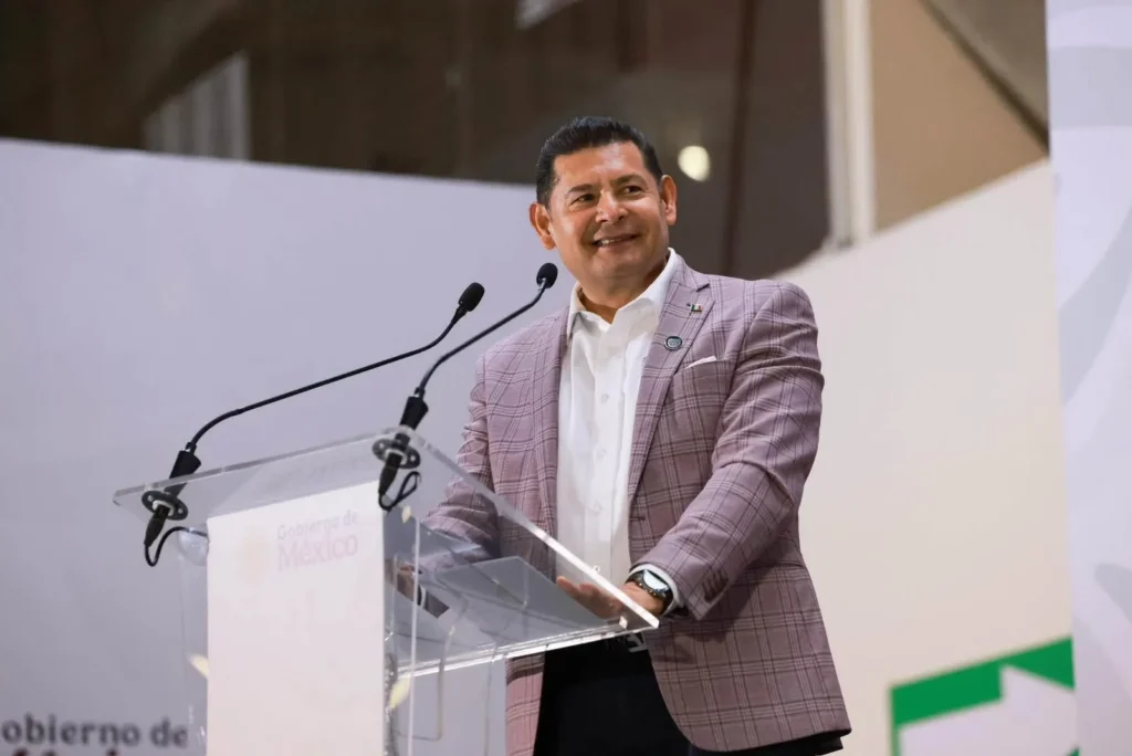 Claudia Sheinbaum en Puebla destaca obras, programas sociales y defensa de la soberanía
