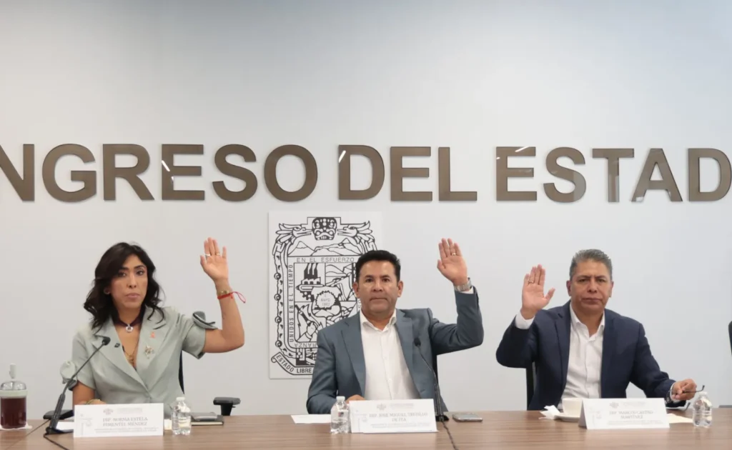 Comisión del Congreso aprueba reformas para fortalecer los procesos de entrega-recepción