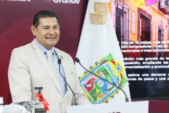 Conectividad, infraestructura y promoción internacional fortalecen desarrollo turístico Armenta Mier.