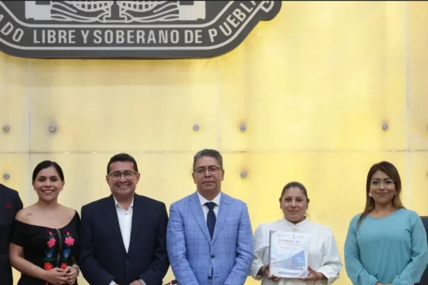 Designa Congreso del Estado a integrantes de Concejos Municipales en Acatlán, Esperanza y Tepeyahualco