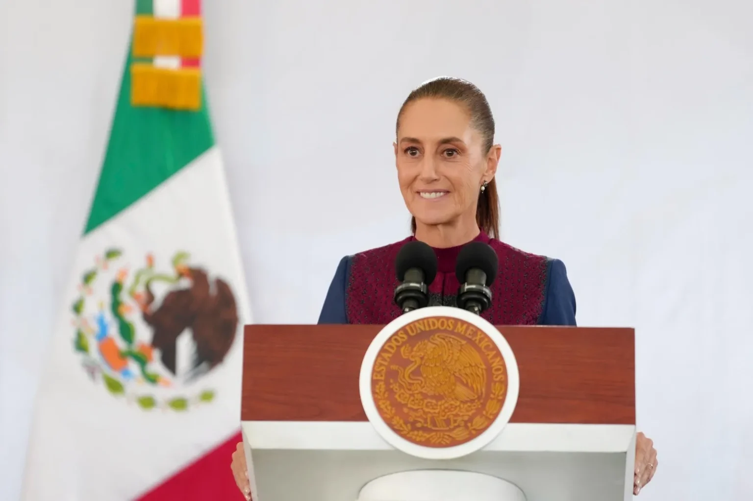 EN ZACATECAS, LA COORDINACIÓN HA LOGRADO UNA REDUCCIÓN DEL 85% EN EL PROMEDIO DIARIO DE HOMICIDIOS DOLOSOS DE SEPTIEMBRE DE 2024 A AGOSTO DE 2026 PRESIDENTA CLAUDIA SHEINBAUM