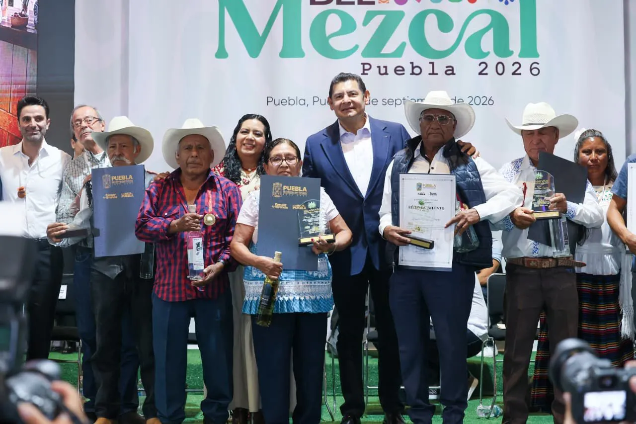 Encuentro Nacional del Mezcal Puebla 2026 reúne a productores y fortalece al sector agavero