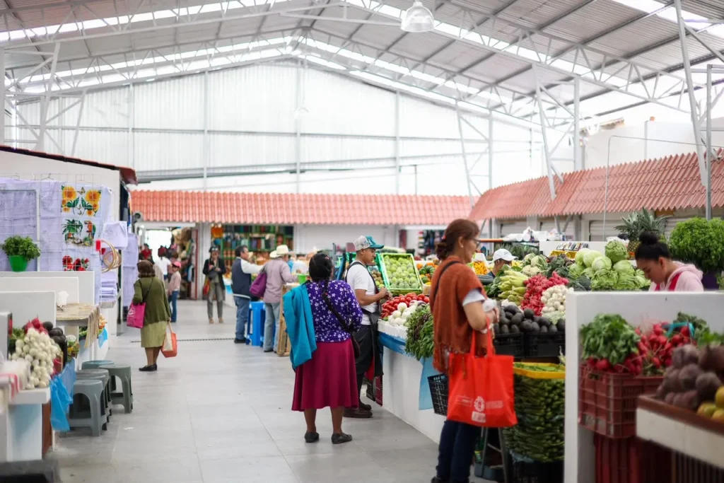 Entrega Juan Rivera la dignificación Del Mercado Municipal “Guadalupe”