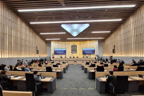 Fortalece Congreso del Estado vinculación académica e institucional