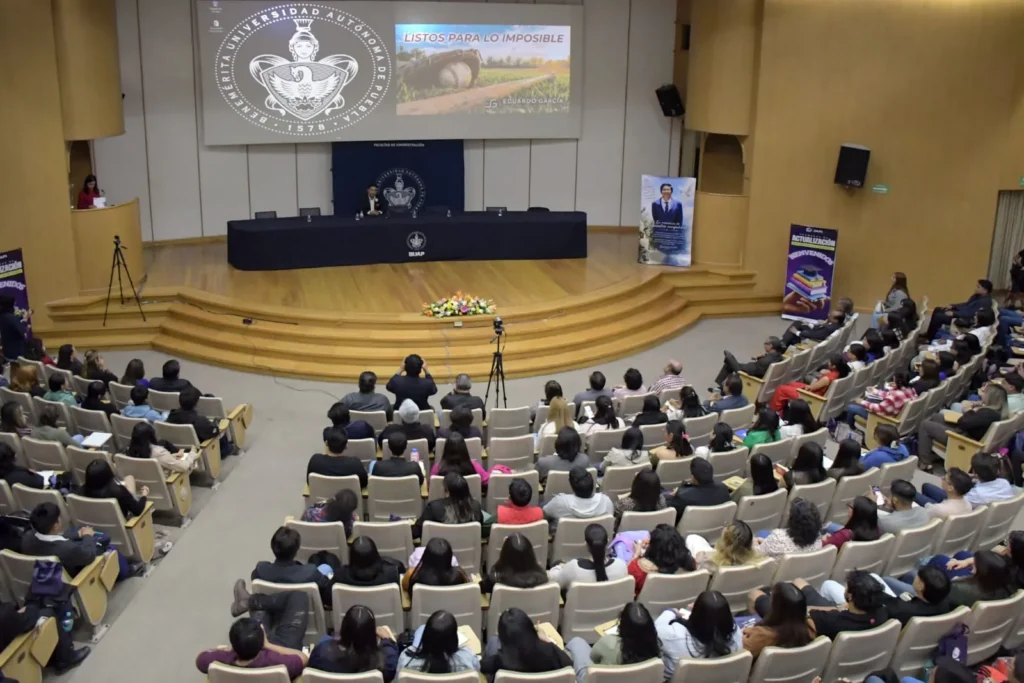 Inicia Facultad de Administración jornadas de actualización profesional