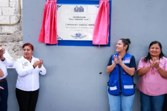 Lupita Cuautle entrega rehabilitación de calle en Concepción Guadalupe