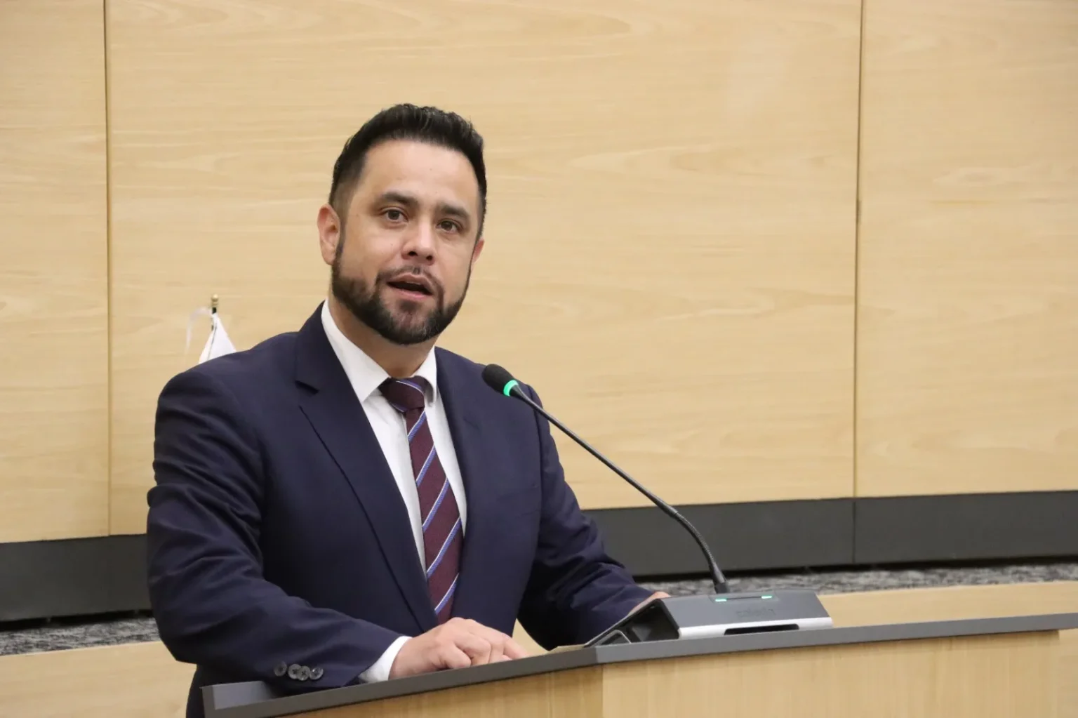 Propone diputado Jaime Aurioles fortalecer la infraestructura accesible en espacios donde se presten servicios públicos