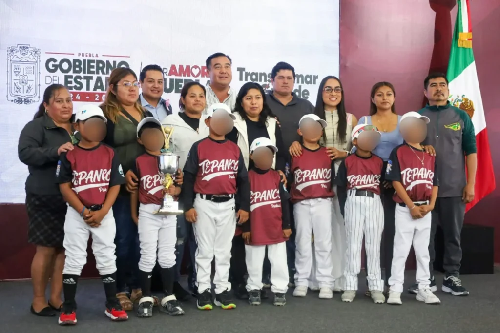 Puebla destaca en torneo nacional infantil de béisbol