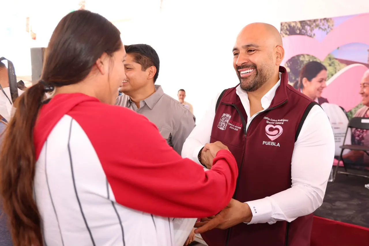 SEDIF acerca apoyos alimentarios a familias de Cuautlancingo