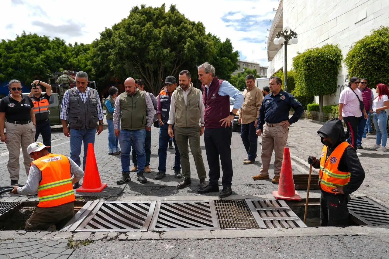 Supervisa Pepe Chedraui modernización del Sistema de Captación Pluvial en bulevar Héroes del 5 de Mayo