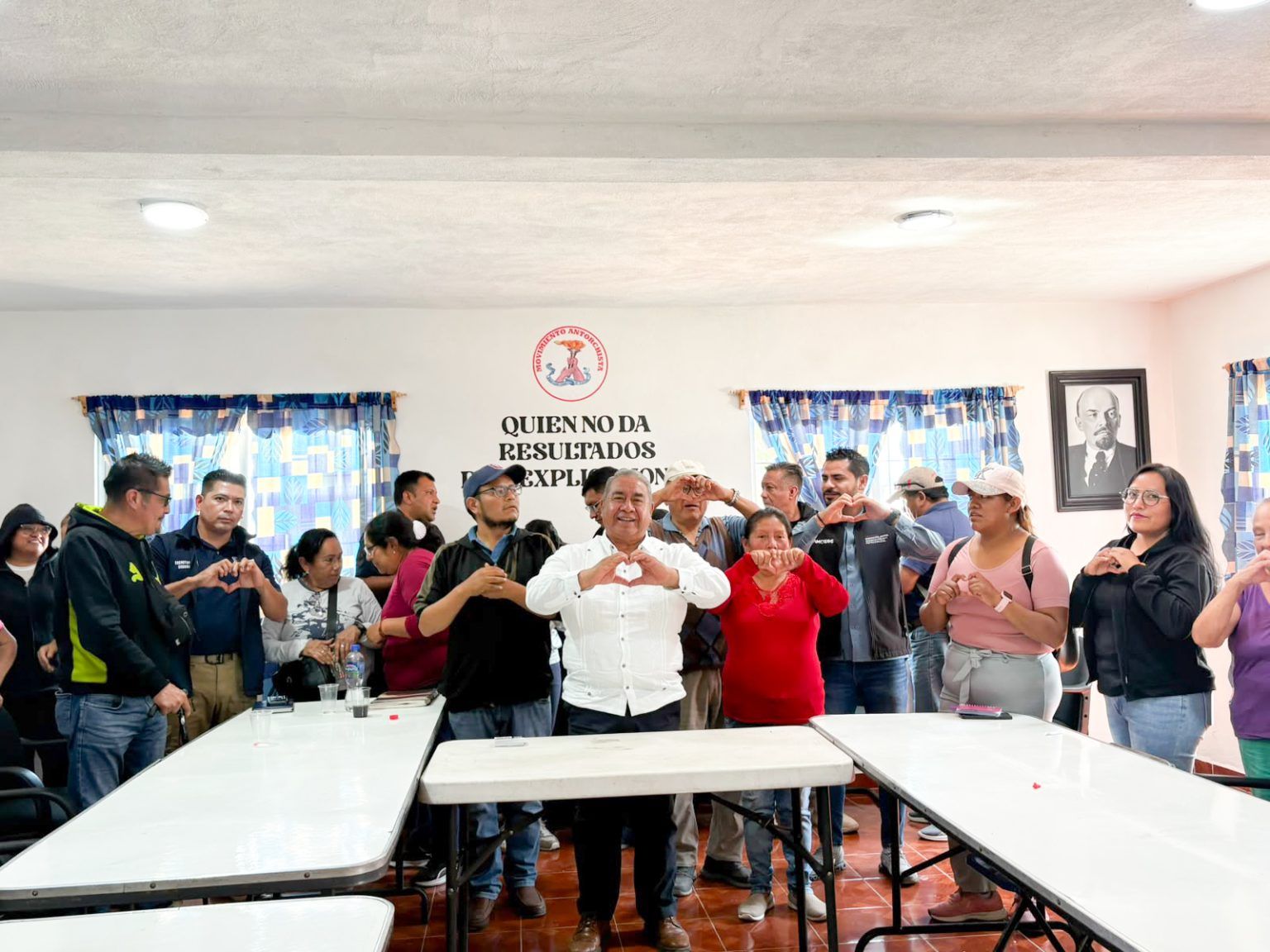 Atiende Severiano de la Rosa a colonias Antorchistas de Amozoc mediante diálogo y trabajo coordinado.