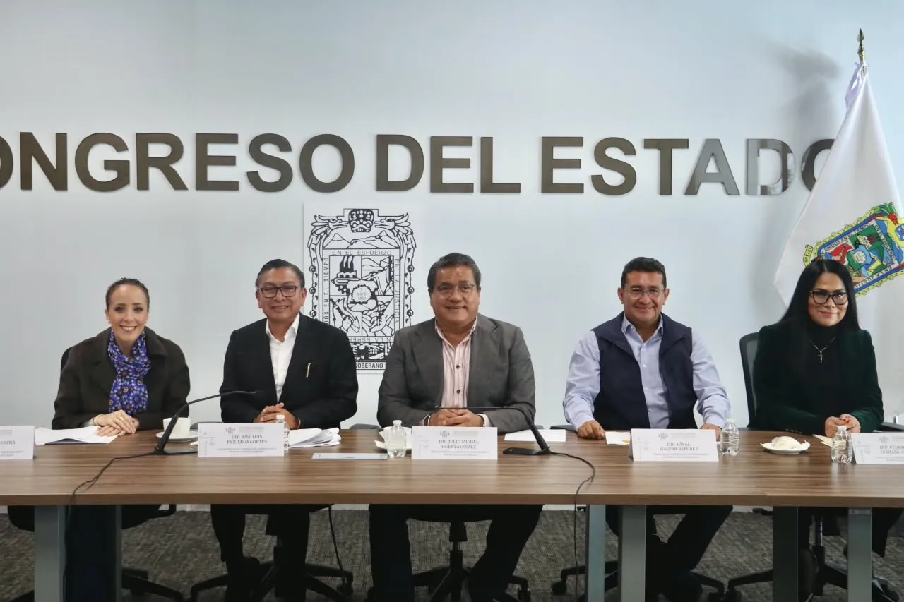 Comisión del Congreso avala acuerdo para garantizar una atención digna y eficiente en los servicios del Registro Civil