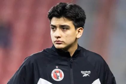 Arsenal se mete en la pelea por Gilberto Mora y ya tendría un plan para ficharlo