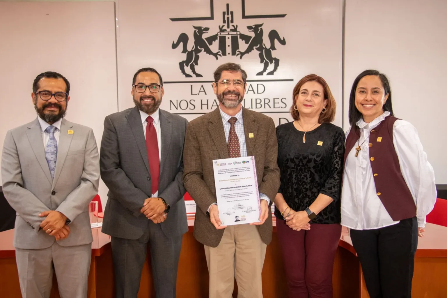 IBERO Puebla recibe distintivo por ser Promotora de la Salud Nivel I