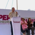 Mejora Pepe Chedraui calles, alumbrado y servicios en Ignacio Romero Vargas