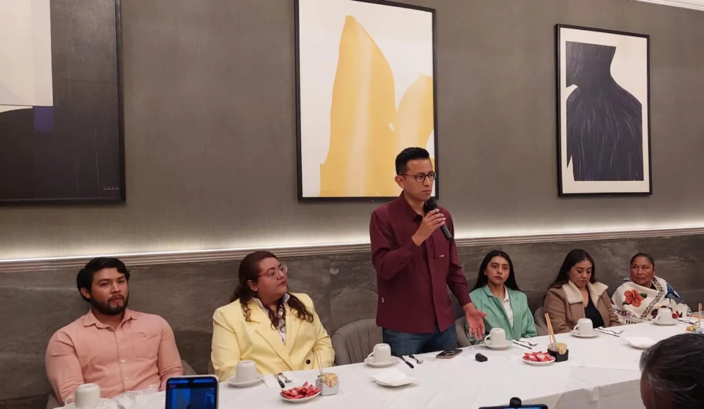 Miguel Tonatiuh Aguilar Sarao llama a la unidad en el proceso interno de Morena en Tepeaca
