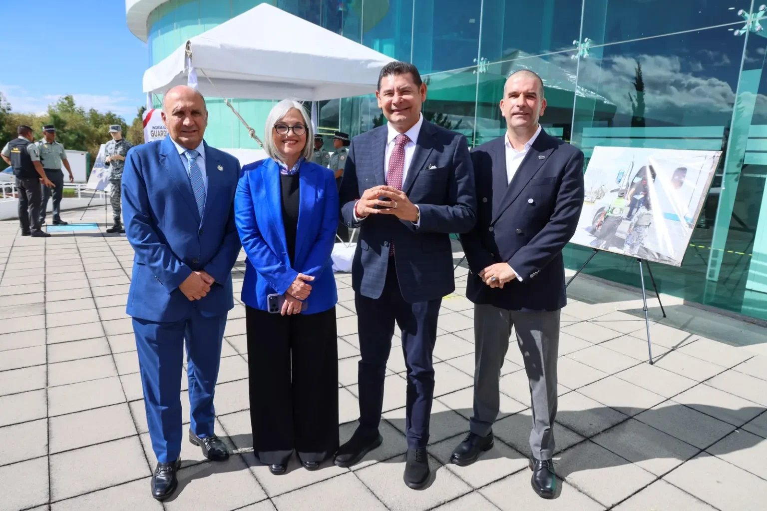 PUEBLA AGRADECE RECONOCE VALOR Y ENTREGA DE QUIENES PROTEGEN A FAMILIAS ARMENTA MIER