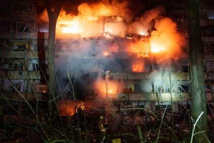 Rusia ataca instalaciones energéticas en Kiev y Járkov; reportan cinco muertos y 600 mil personas sin luz