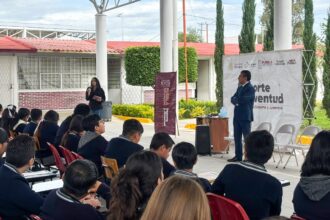 Secretaría de Deporte y Juventud imparte taller de Prevención de la Violencia Escolar