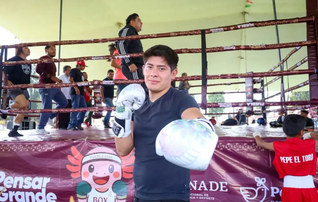 Secretaría de Deporte y Juventud promueve actividad física con clase masiva de box