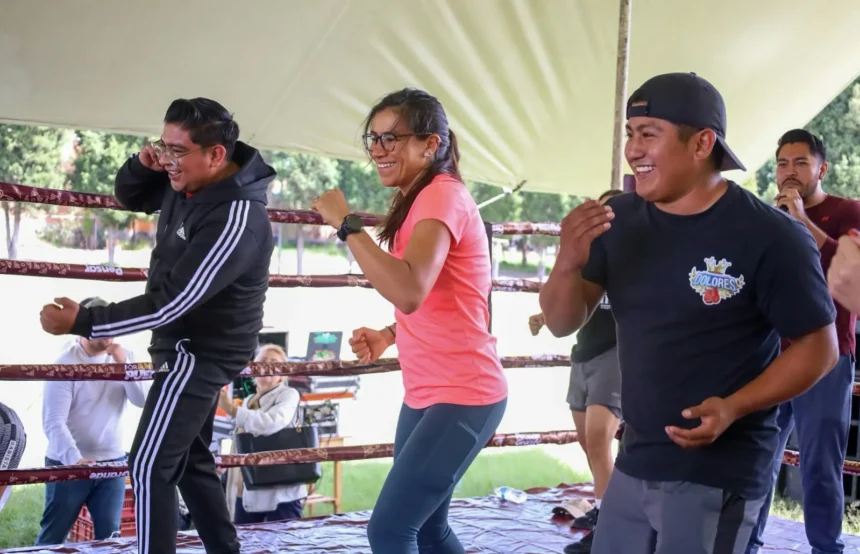 Secretaría de Deporte y Juventud promueve actividad física con clase masiva de box