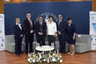 Presenta Facultad de Enfermería número 14 de revista “Cuidado Multidisciplinario de la Salud BUAP”